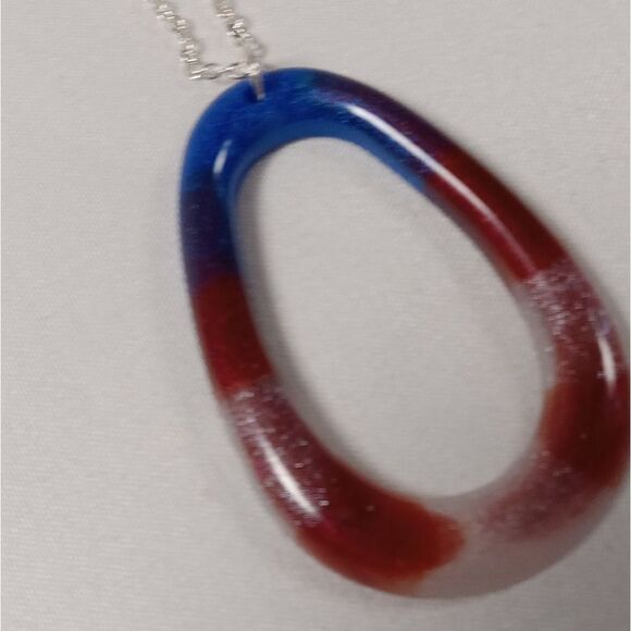 CLEARANCE Red white blue resin oval necklace with silver toned 13 inch chain - Picture 3 of 6